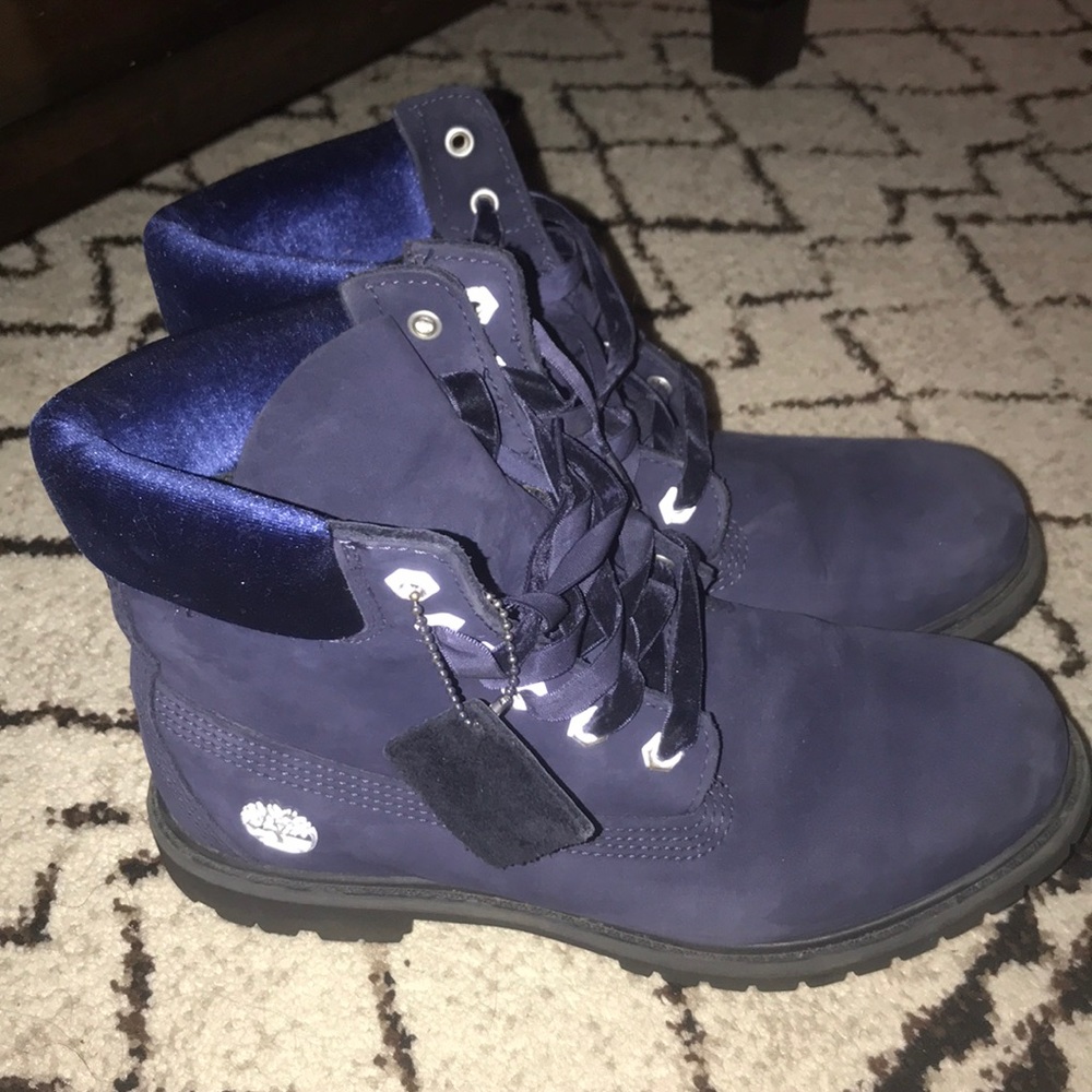 Blue timbs w/ velvet